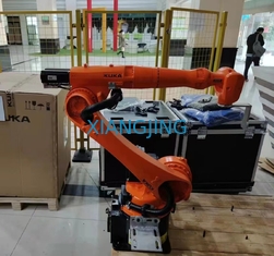 KR20 R1810 KRC4 কন্ট্রোলার এবং টিচ পেন্ডেন্ট সহ কুকা রোবট ব্যবহার করেছে