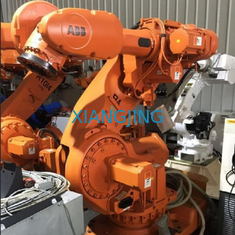 IRB2600 টিচ পেন্ডেন্ট এবং কন্ট্রোলার সহ ABB রোবট ব্যবহার করা হয়েছে