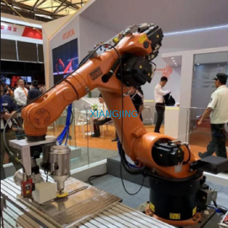 KR 10 R1420 ব্যবহৃত কুকা রোবট 10kg রেটেড পেলোড ইন্ডাস্ট্রিয়াল রোবোটিক আর্ম প্যালেটের জন্য