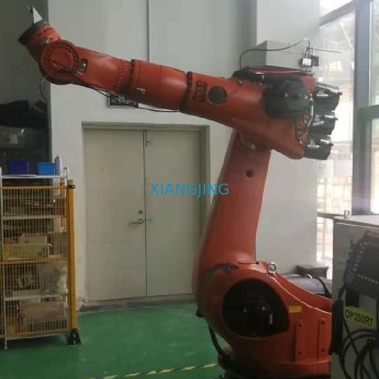 দ্বিতীয় হাত 6 অক্ষ শিল্প রোবট KR 210 R2700 অতিরিক্ত শিল্প ঢালাই রোবট হাত