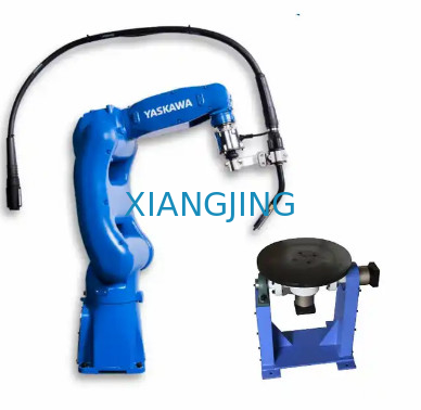 AR700 ইন্ডাস্ট্রিয়াল 6 অক্ষ ওয়েল্ডিং মেশিন এবং মিগ ওয়েল্ডিং টর্চ সহ ইয়াসকাওয়া রোবট আর্ম ব্যবহার করেছে